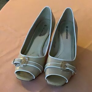Naturalizer shoes